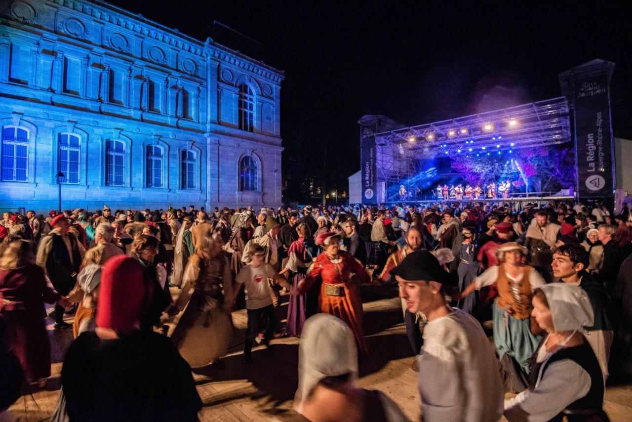 Les Apparts Du Vignal De Cheyrac Polignac  Esterno foto