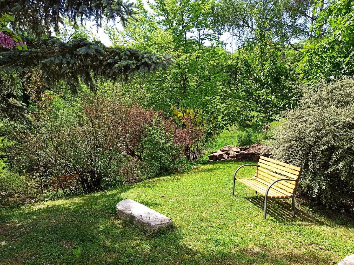 Les Apparts Du Vignal De Cheyrac Polignac  Esterno foto